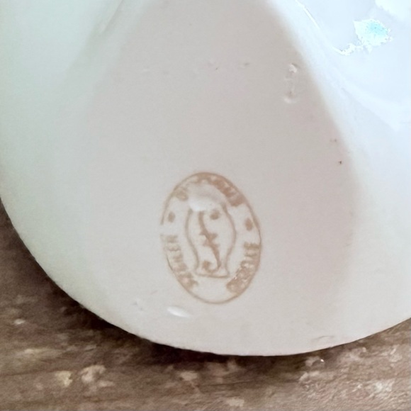 Vintage Szeiler art ceramic bud/posy vase floral design gilded edge cottagecore - Picture 6 of 6